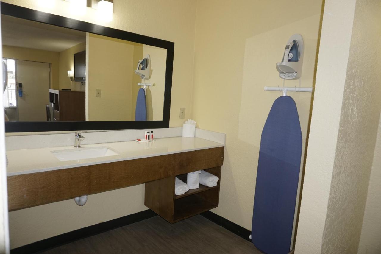 Days Inn By Wyndham Apopka/Orlando Ngoại thất bức ảnh