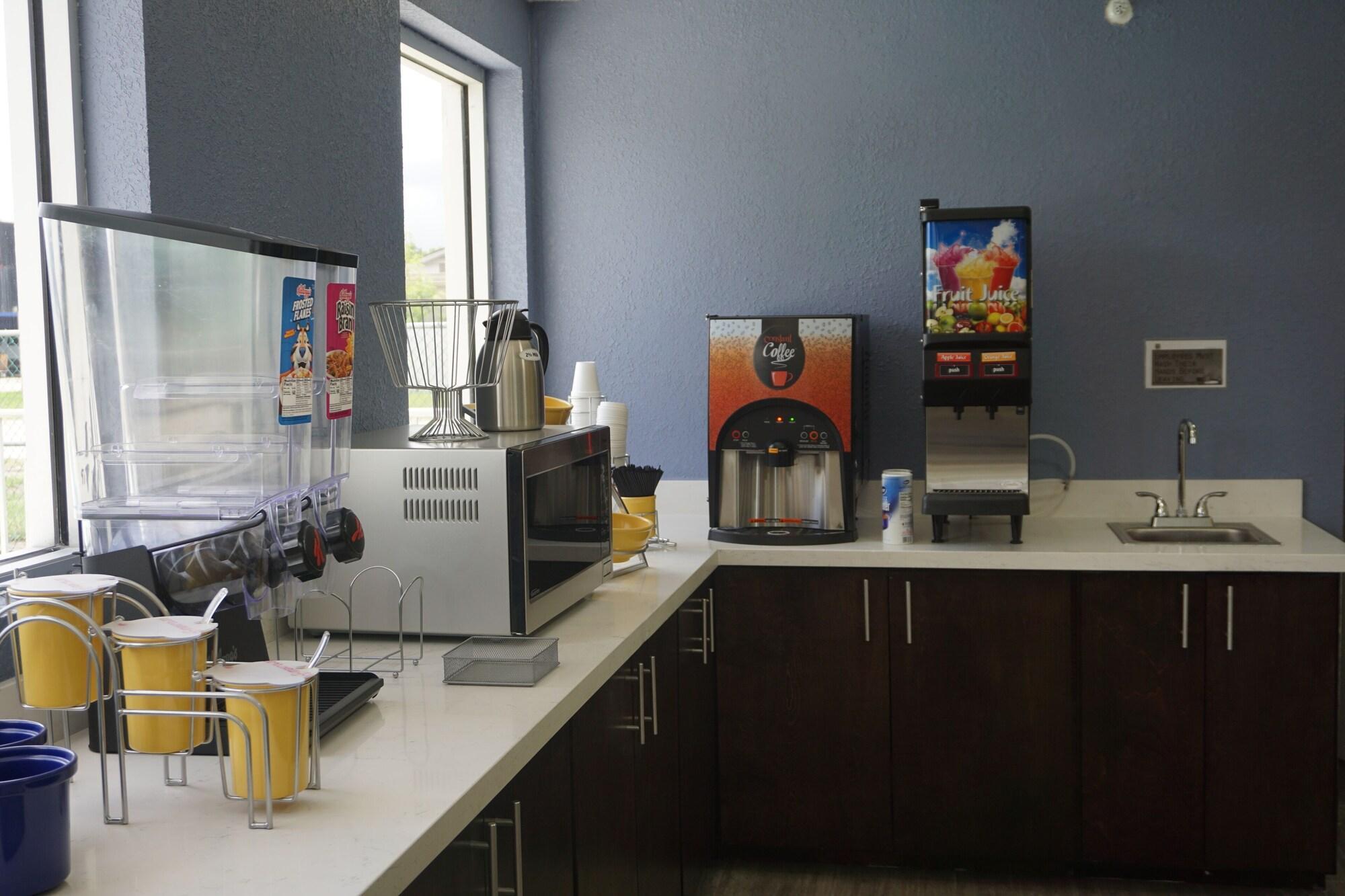 Days Inn By Wyndham Apopka/Orlando Ngoại thất bức ảnh