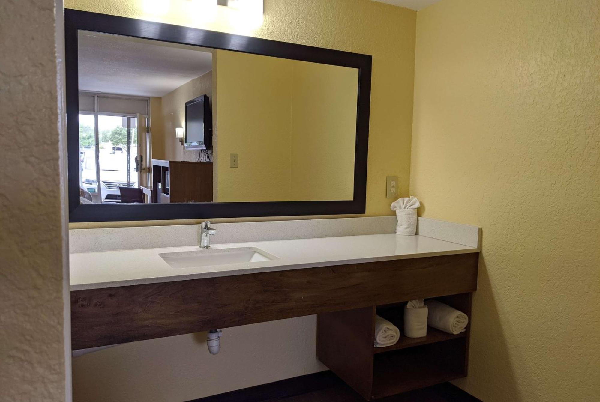 Days Inn By Wyndham Apopka/Orlando Ngoại thất bức ảnh